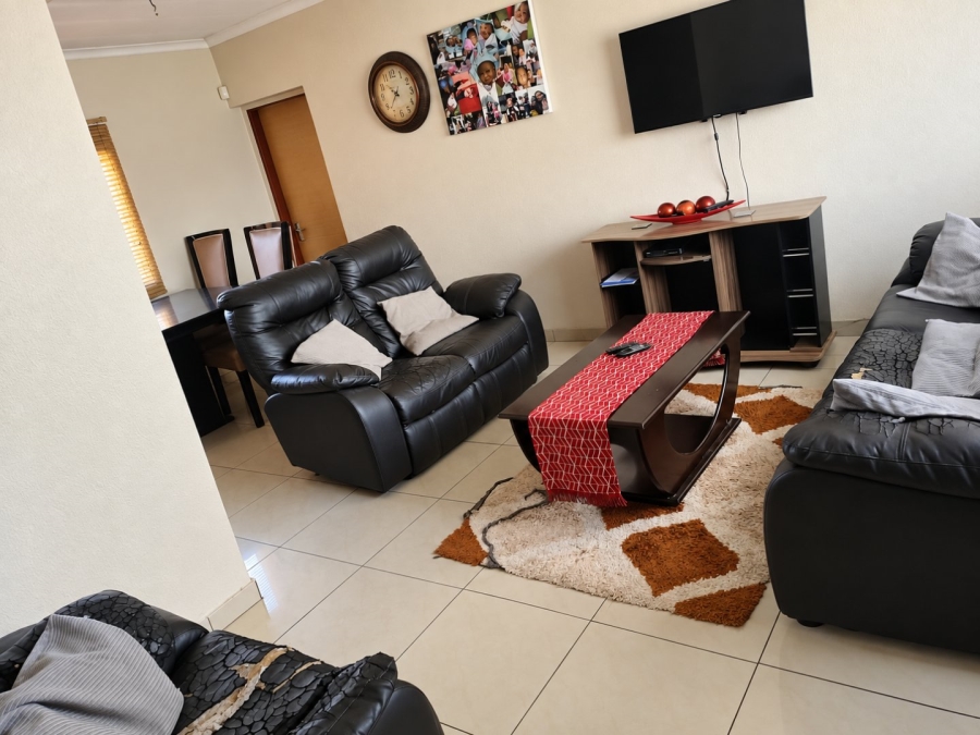 3 Bedroom Property for Sale in Zamdela Free State